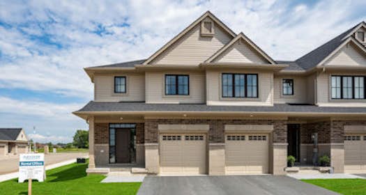 1-76 Corltand Ext Staging  400x213.jpg